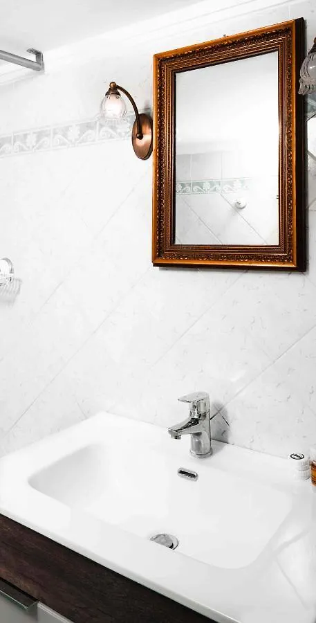 The Rotunda Of Galerius Suite Thessaloniki Apartment